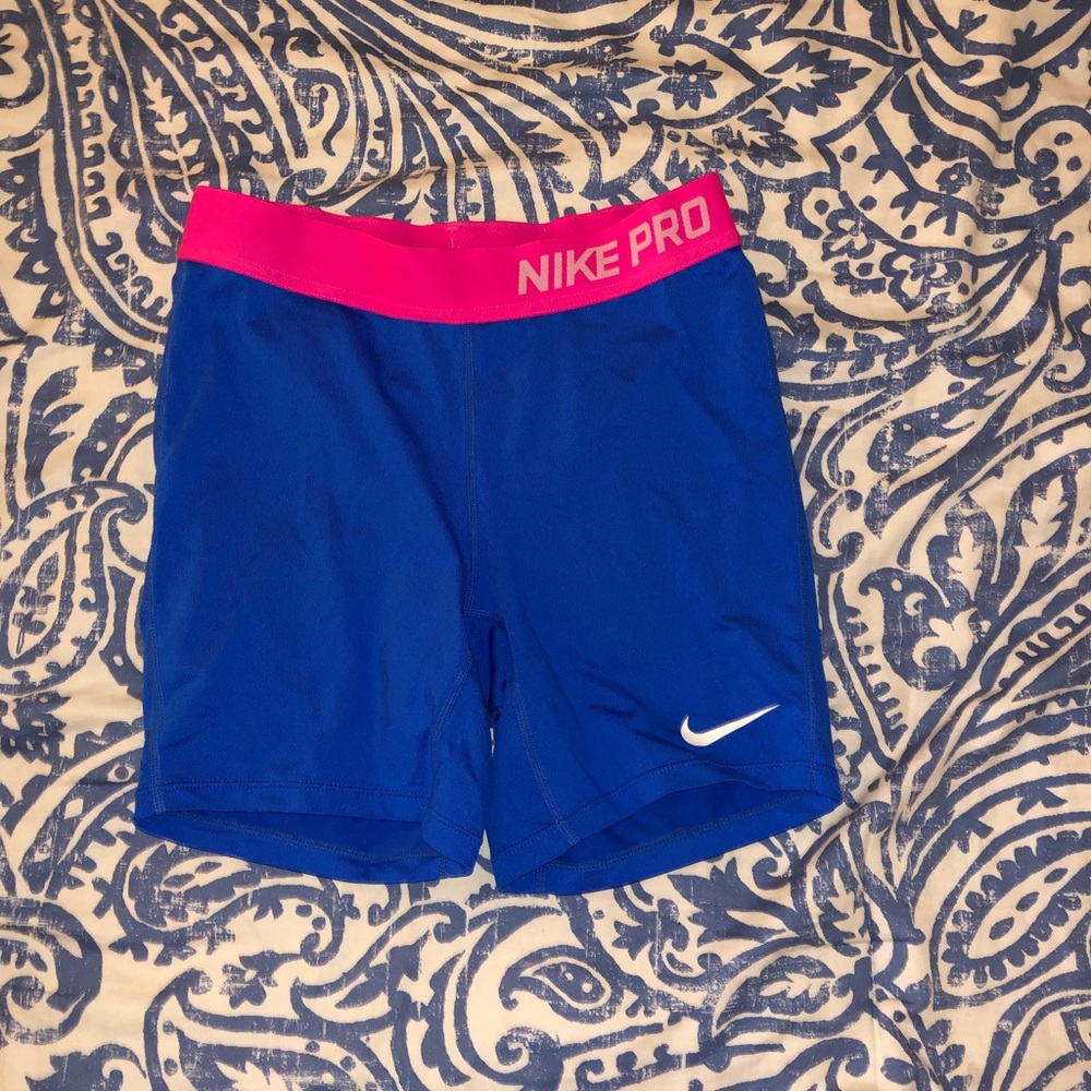 Women’s long Nike pro shorts. *kids sizing
